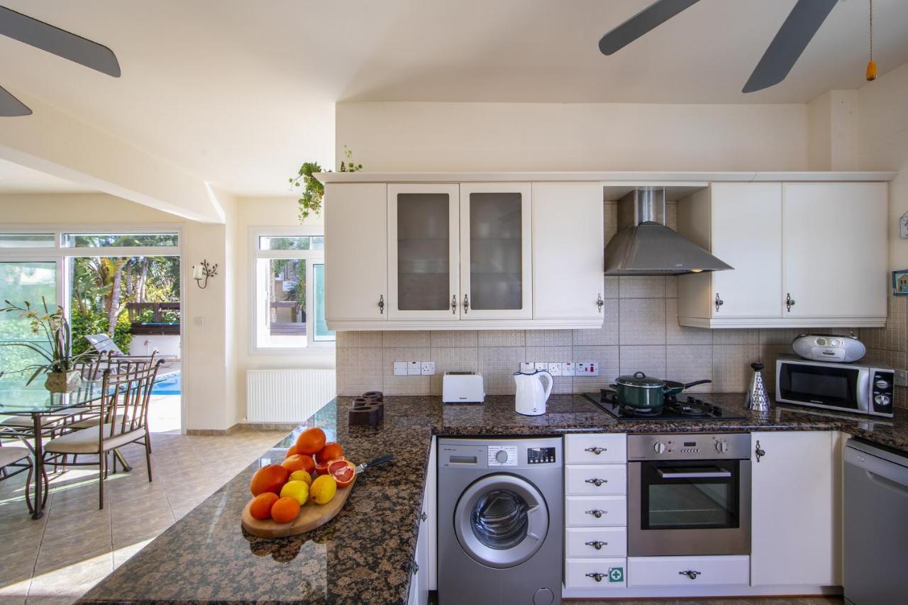 Villa Mesogeios 39 Paralimni Eksteriør billede